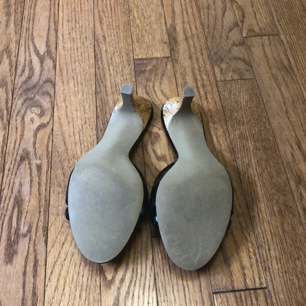 Black heels - Picture 5 of 5